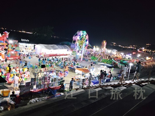 ヴィエンチャン　遊園地