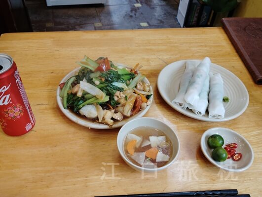 揚げフォーと生春巻き