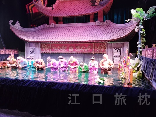 タンロン水上人形劇場