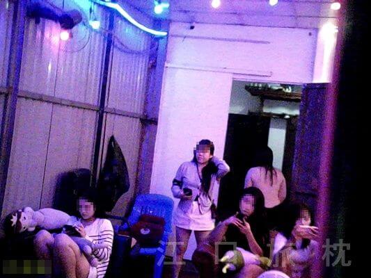 スアンマイの置屋